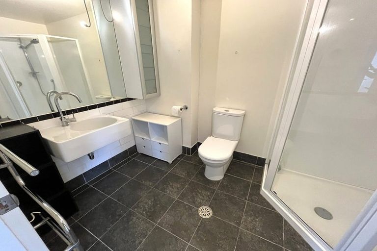 Photo of property in 5c/123 Molesworth Street, Thorndon, Wellington, 6011