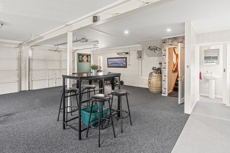 Photo of property in 10 Webb Avenue, Levin, 5510