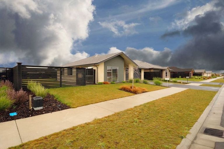 Photo of property in 28 Burford Way, Rolleston, 7615