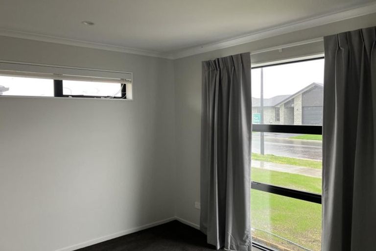 Photo of property in 8 Frogmore Way, Rolleston, 7615