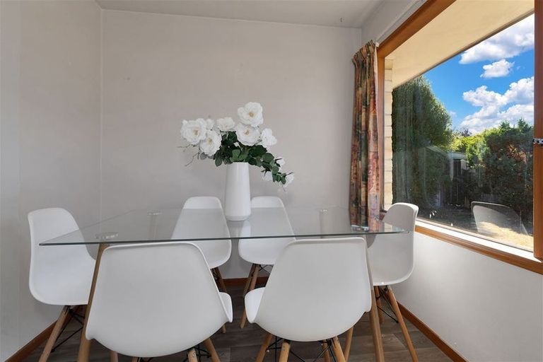 Photo of property in 18 Peer Street, Upper Riccarton, Christchurch, 8041