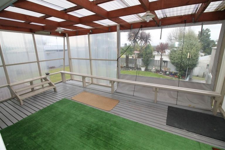 Photo of property in 8 Ngatuku Place, Tokoroa, 3420