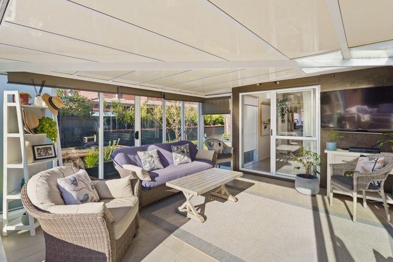 Photo of property in 71 Cedar Drive, Paraparaumu Beach, Paraparaumu, 5032