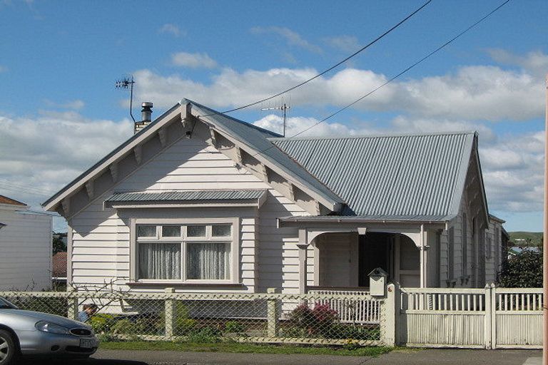 Photo of property in 6 Saint Joseph Street, Waipukurau, 4200