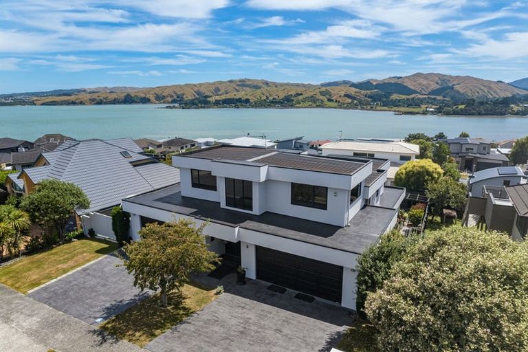 Photo of property in 20 The Masthead, Whitby, Porirua, 5024