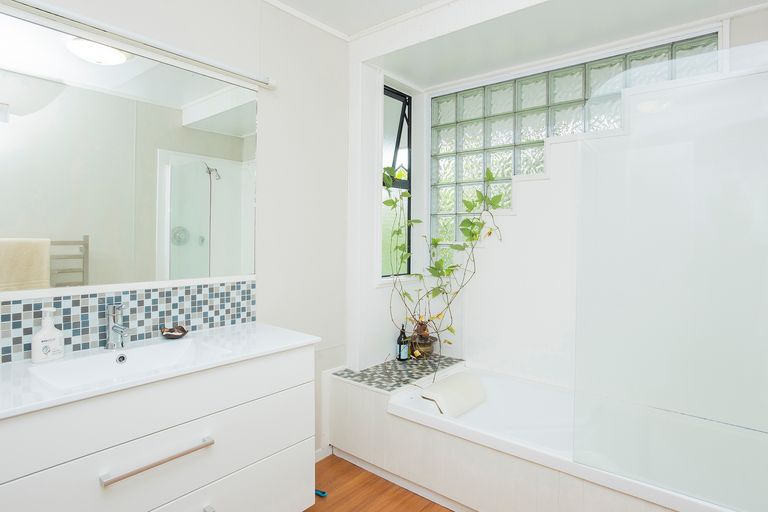 Photo of property in 16 Wairere Road, Wainui, Gisborne, 4010