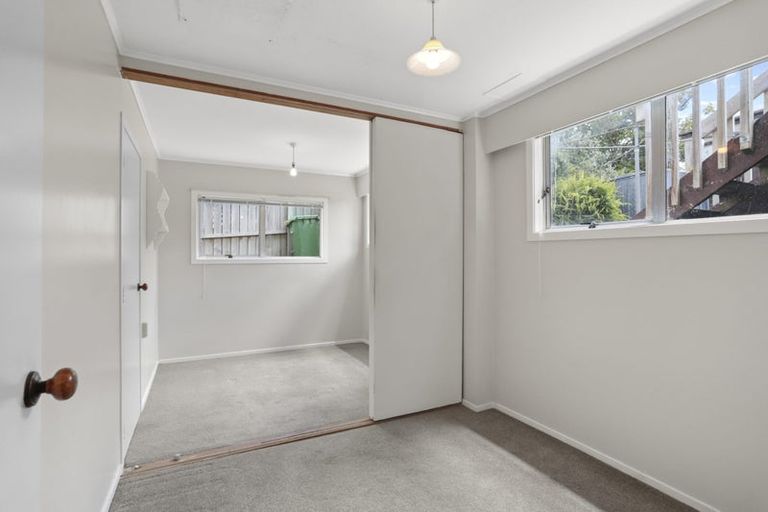 Photo of property in 23 Dellwood Avenue, Henderson, Auckland, 0612