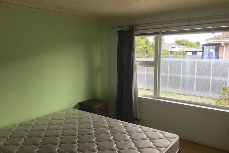 Photo of property in 19 Parker Street, Hornby, Christchurch, 8042