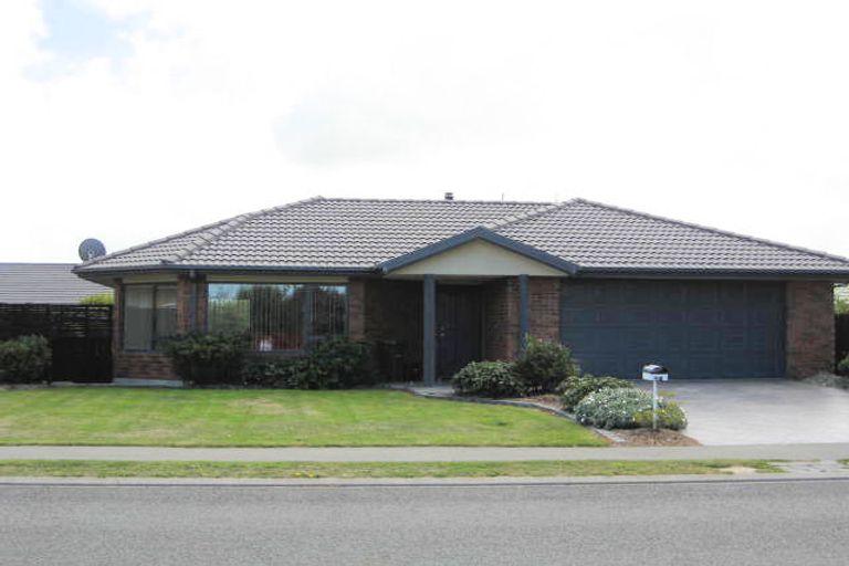 Photo of property in 20 Lowes Road, Rolleston, 7614