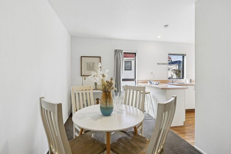 Photo of property in 2/2 Goring Street, Thorndon, Wellington, 6011