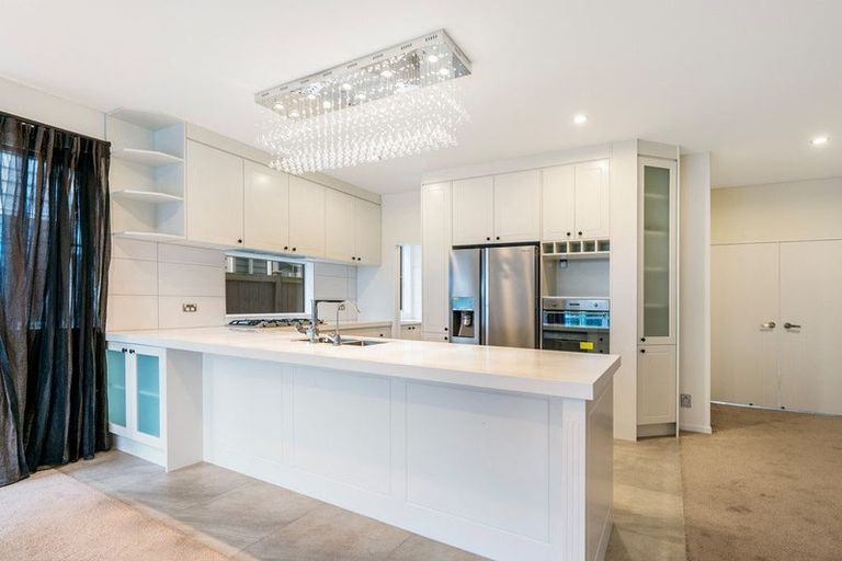 Photo of property in 35 Charlestown Drive, Flat Bush, Auckland, 2019