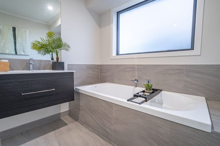 Photo of property in 18 Kimbrae Drive, Rototuna North, Hamilton, 3210