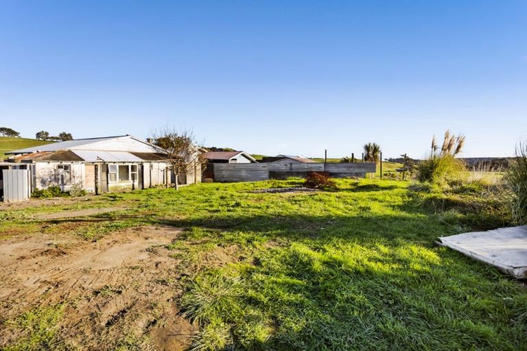 Photo of property in 54 Livingston Road, Tokaora, Hawera, 4671
