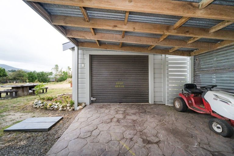 Photo of property in 13 Karaka Street, Tokomaru, Palmerston North, 4474