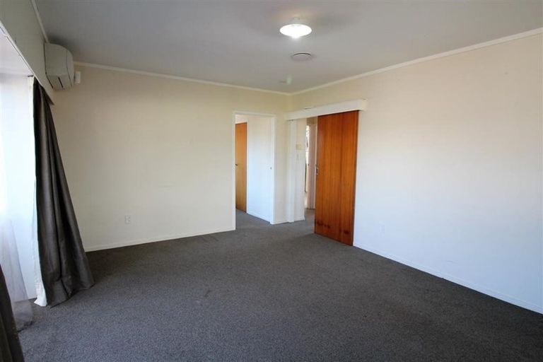 Photo of property in 3/89 Manuroa Road, Takanini, 2112