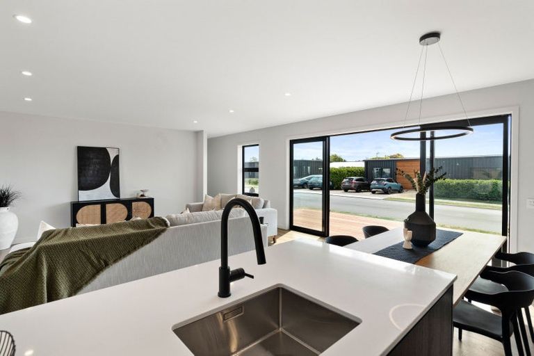 Photo of property in 1 Wilson Way, Martinborough, 5711