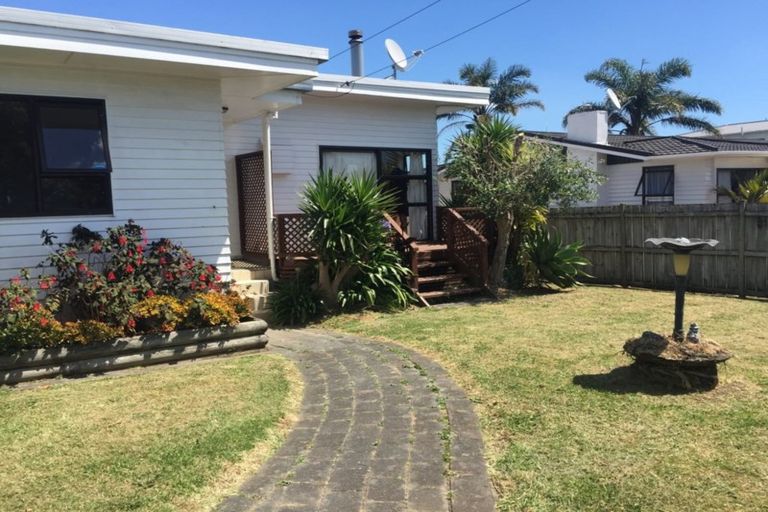 Photo of property in 1/11 Richard Avenue, Bucklands Beach, Auckland, 2014