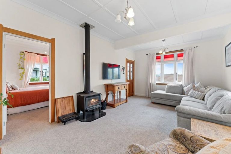 Photo of property in 10 Tamatea Road, Taupo, 3330