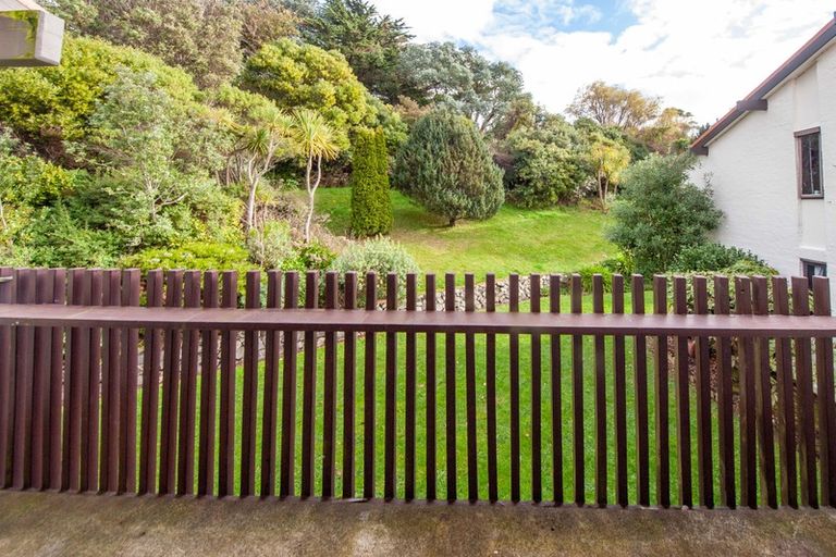Photo of property in 141h Churton Drive, Churton Park, Wellington, 6037