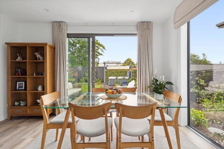 Photo of property in 10 Ada Close, Cambridge, 3434