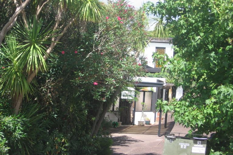 Photo of property in 1/22 Belmont Terrace, Milford, Auckland, 0620