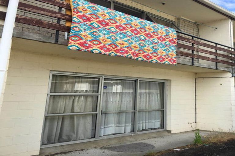 Photo of property in 2/54 Pembroke Street, Hamilton Lake, Hamilton, 3204