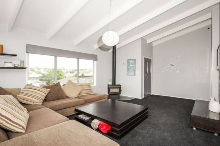 Photo of property in 39 Redwood Drive, Massey, Auckland, 0614