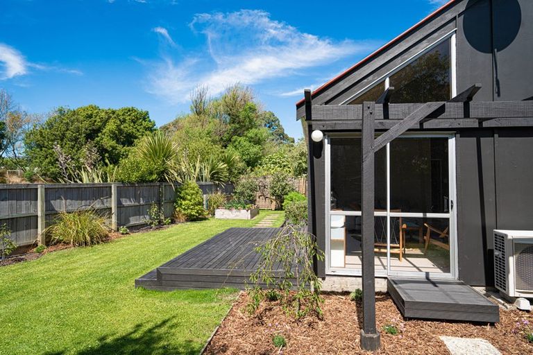 Photo of property in 2/5 Capri Lane, Hoon Hay, Christchurch, 8025