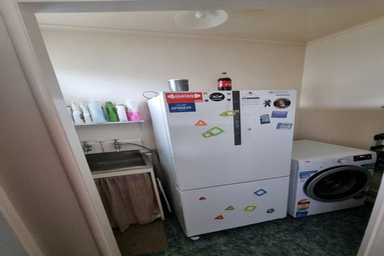 Photo of property in 2/17a Miro Street, Trentham, Upper Hutt, 5018