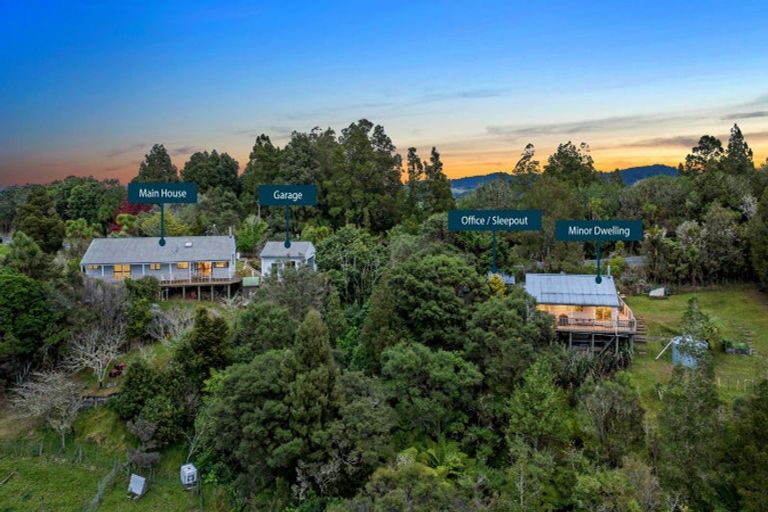 Photo of property in 211 Whitehills Road, Waitoki, Silverdale, 0994