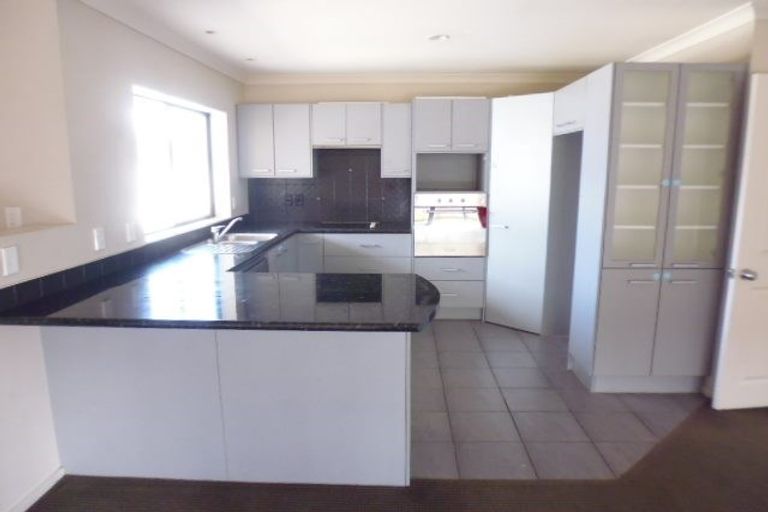 Photo of property in 41b Kelvin Road, Papakura, 2110