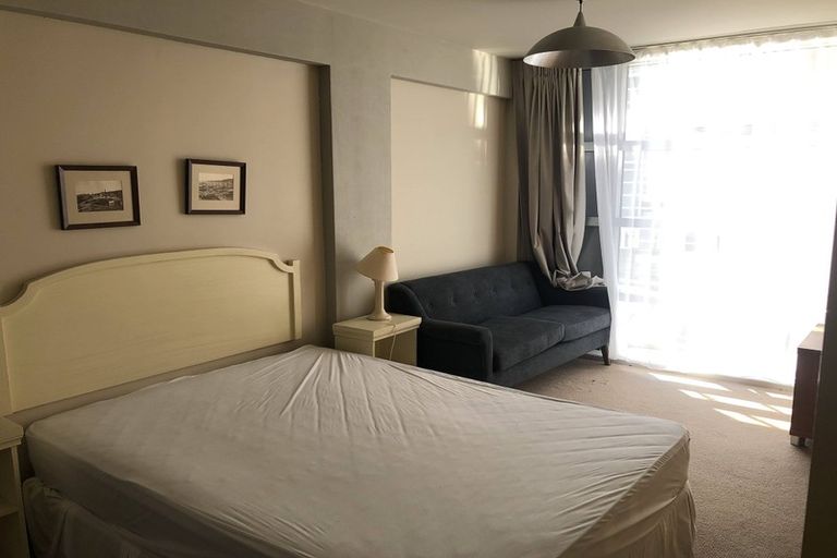 Photo of property in St Pauls Apartments, 63/43u Mulgrave Street, Thorndon, Wellington, 6011