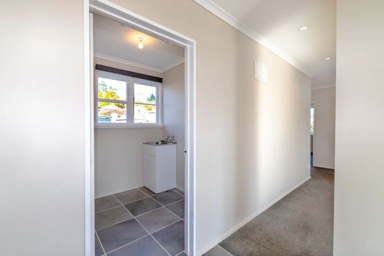 Photo of property in 10 Derby Street, Green Island, Dunedin, 9018
