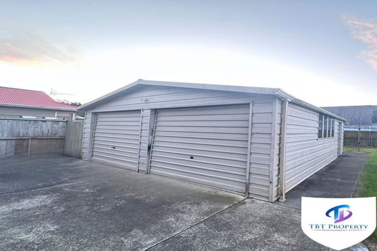 Photo of property in 17 Bluewater Place, Wattle Downs, Auckland, 2103