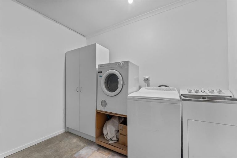 Photo of property in 8 Ngawhatu Road, Stoke, Nelson, 7011