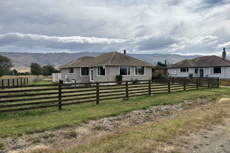 Photo of property in 1 West Street, Middlemarch, 9597