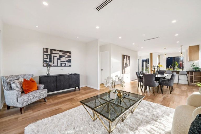 Photo of property in 1 Dorset Down Drive, Karaka, 2580