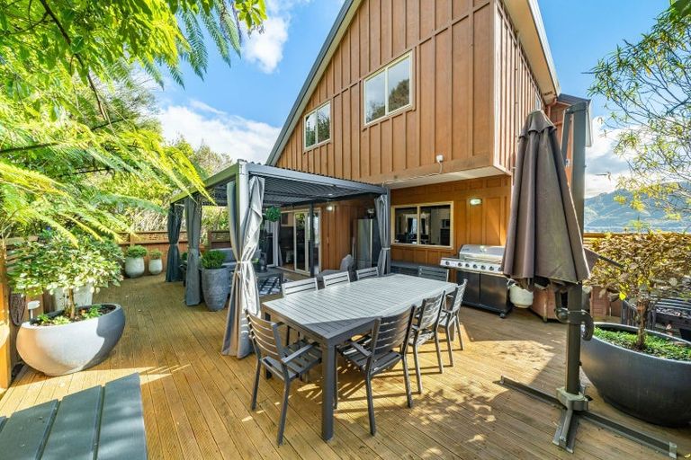 Photo of property in 9a Mccarthy Grove, Clouston Park, Upper Hutt, 5018