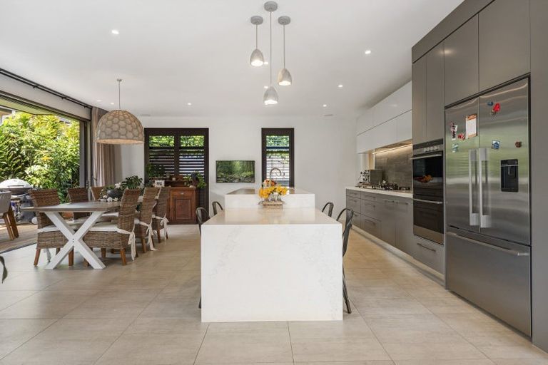 Photo of property in 563 Grenada Street, Papamoa Beach, Papamoa, 3118