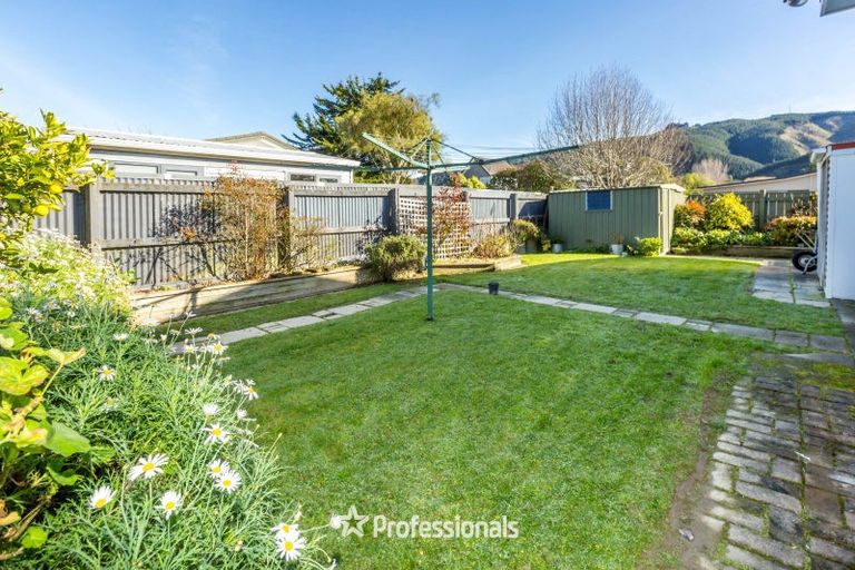 Photo of property in 29 Kiwi Street, Heretaunga, Upper Hutt, 5018