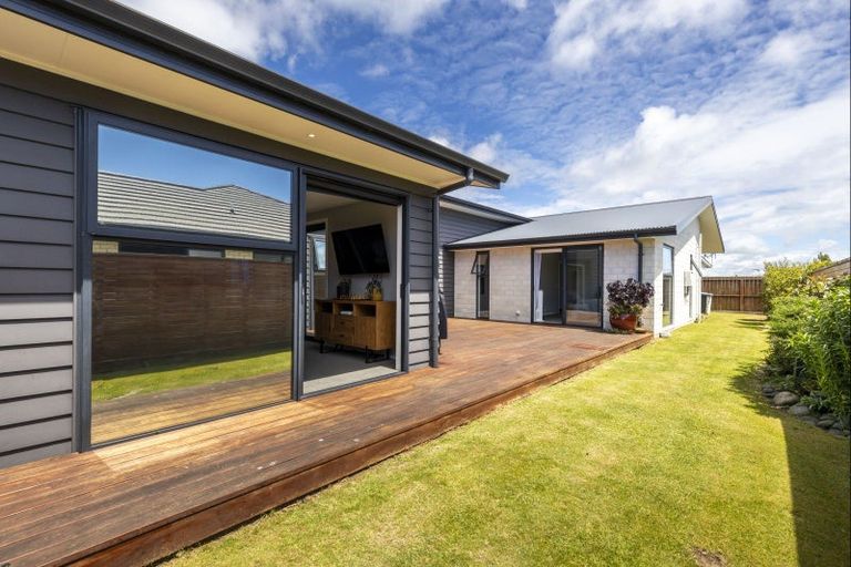 Photo of property in 1 Armstrong Avenue, Waitara, 4320