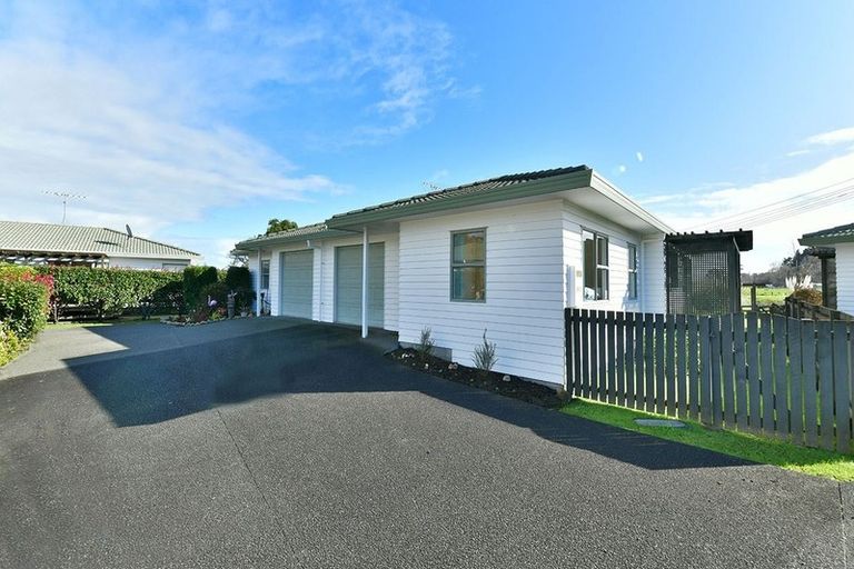 Photo of property in 2/12 Miro Street, Helensville, 0800