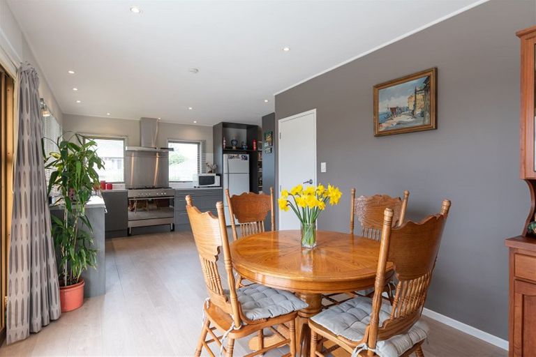 Photo of property in 26 Realm Place, Massey, Auckland, 0614