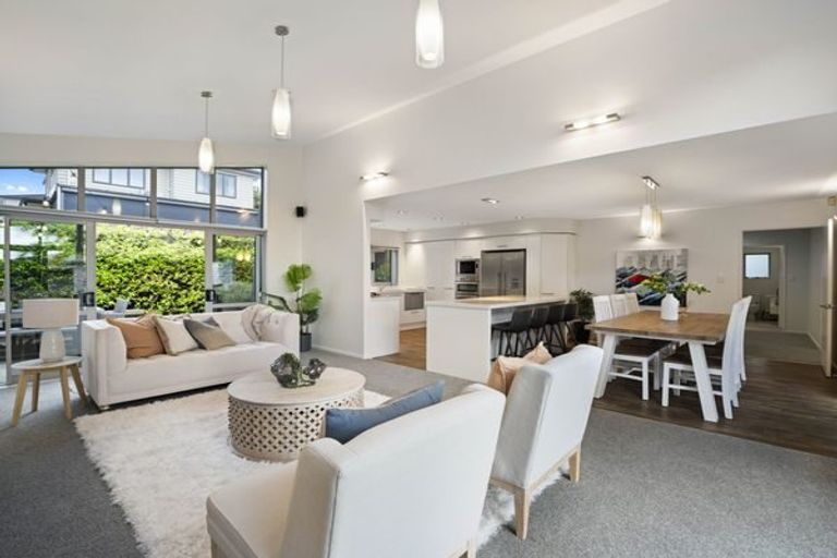 Photo of property in 9 Saint Maroun Rise, The Gardens, Auckland, 2105