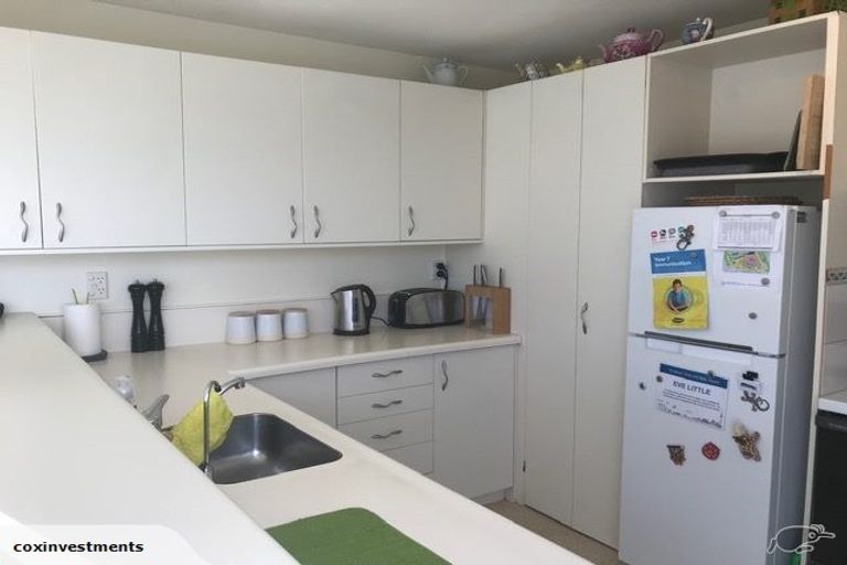 Photo of property in 442f3 Evans Bay Parade, Hataitai, Wellington, 6021