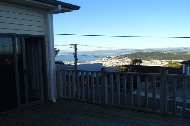 Photo of property in 52 Mitchell Street, Brooklyn, Wellington, 6021