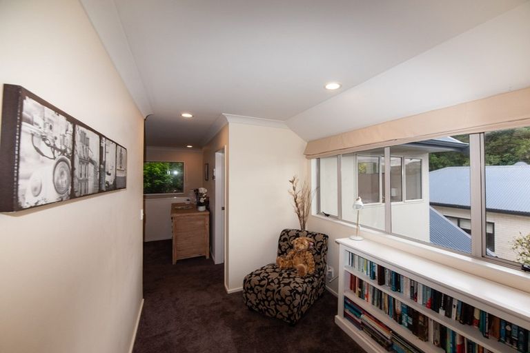 Photo of property in 10a Chippenham Grove, Churton Park, Wellington, 6037