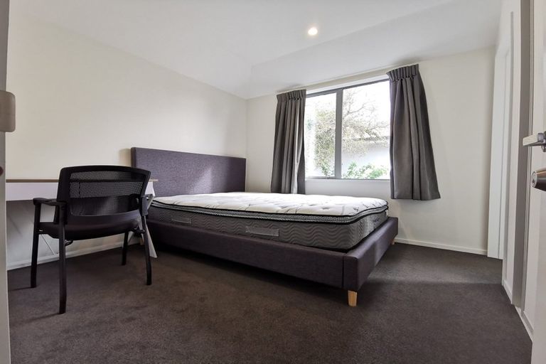 Photo of property in 2 Montana Avenue, Ilam, Christchurch, 8041
