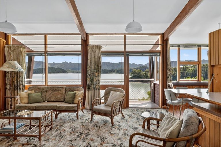 Photo of property in 393 Marine Drive, Charteris Bay, Governors Bay, 8971