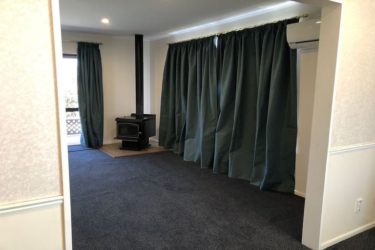 Photo of property in 39 Seadown Crescent, Amberley, 7410